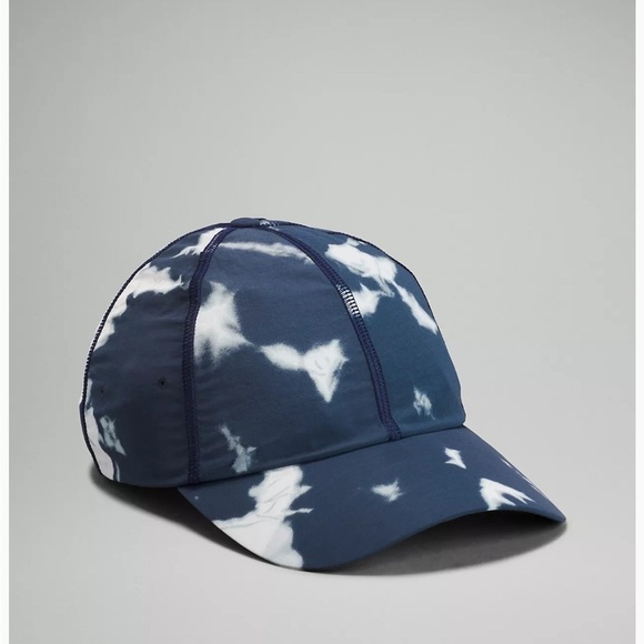 Baller Hat *Soft IIBM ONE SIZE. Blue & white tie dye hat Lululemon